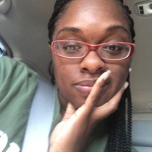 Meet your Posher, Leah